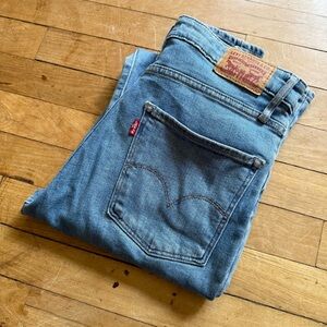 Levi's 721 High Rise Skinny Jean